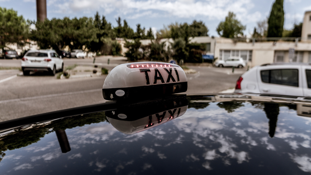 taxi Mondragon